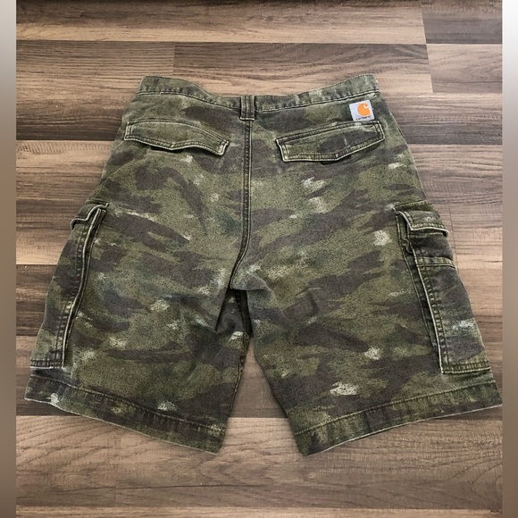 Carhartt Men’s Green Cargo Camo Relaxed Fit Shorts Size 30 - Picture 2 of 15